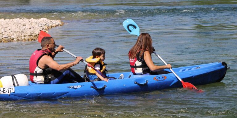 Descenso del sella en Familia en los Cauces
